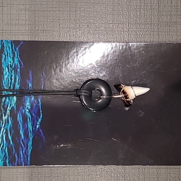 Shark 🦈 Tooth Necklace - Picture 2 of 4